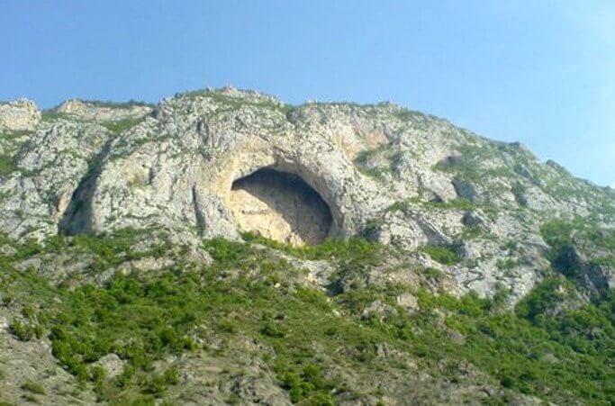 غارهای سوادکوه