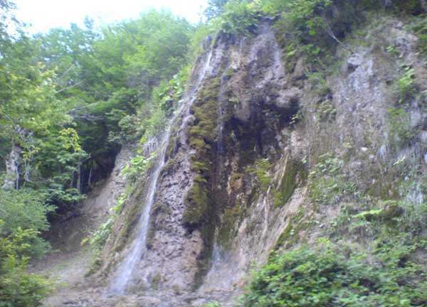 آبشار نوک پشت کیاسر