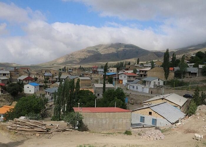 روستای اروست-کیاسر