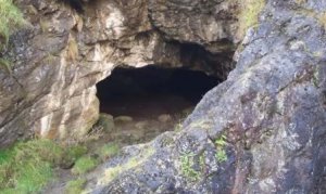 غار تلاین گورج و هفت خم تله سر