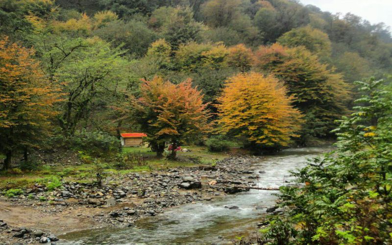 جاذبه هایجاهای دیدنی اطاقور - ایران کجاست | هر آنچه برای سفر نیاز دارید |جاهای دیدنی ایران